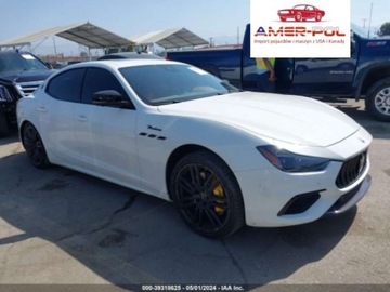 Maserati Ghibli 2023r, Modena, 3.0L, 4x4