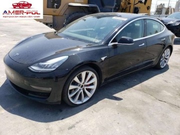 Tesla Model 3 2019r., 4x4