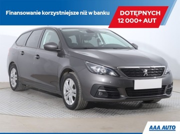 Peugeot 308 1.5 BlueHDi, Salon Polska