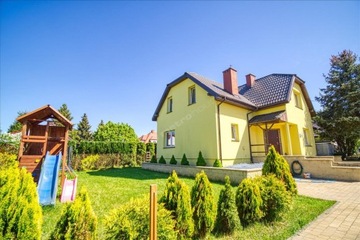 Dom, Dziekanów Leśny, 200 m²