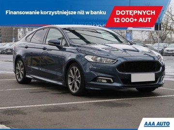 Ford Mondeo 2.0 EcoBoost, Salon Polska