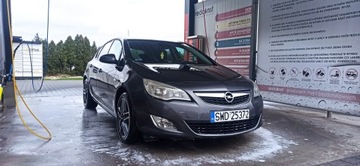 Opel Astra J 1.3 cdti 2010r