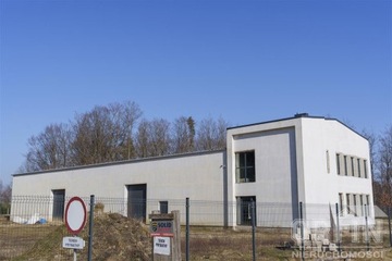 Fabryka, Bieszkowice, 641 m²