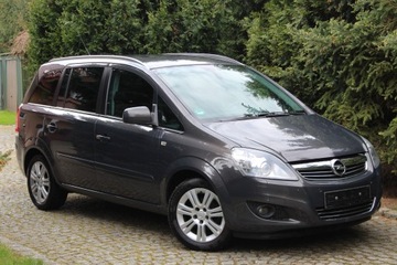 Opel Zafira 1,8 / 140 KM Benzyna Bogate wyposażenie 7 osobowa