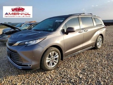 Toyota Sienna Limited, 2022r., 2.5L