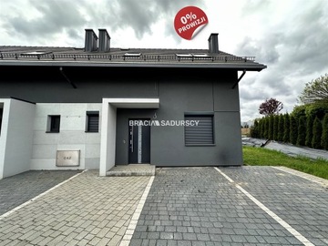 Dom, Modlnica, Wielka Wieś (gm.), 68 m²