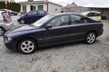 VOLVO S60 I (384) 2.4 D 163 KM