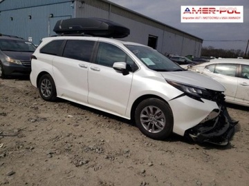 Toyota Sienna 2023, 2.5L, 4x4, XLE, od ubezpie...