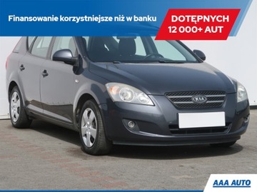 Kia Ceed 1.4 CVVT, Klima, Podgrzewane siedzienia