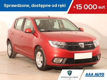 Dacia Sandero 0.9 TCe, Salon Polska