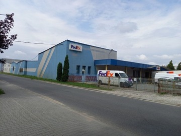 Magazyny i hale, Tarnowiec, 4378 m²