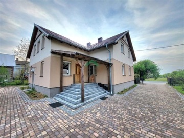 Dom, Złochowice, Opatów (gm.), 110 m²
