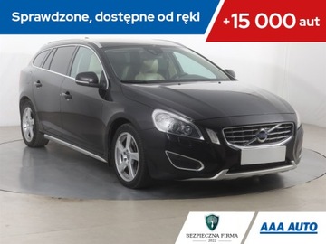 Volvo V60 D5 2.4, Salon Polska, 211 KM, 4X4