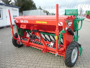 Siewnik Zbożowy stopkowy / jednotalerzowy / dwutalerzowy Agro-Masz SR300 3m