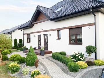 Dom, Brzozówka, Obrowo (gm.), 140 m²