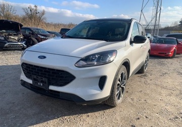 Ford Kuga 2.5 hybryda AWD lekko uszkodzona Pal...