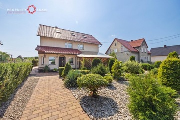 Dom, Stary Wołów, Wołów (gm.), 194 m²