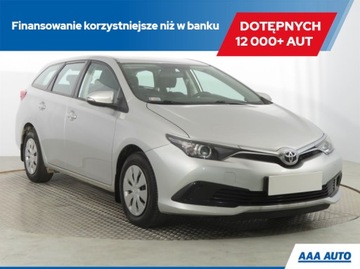 Toyota Auris 1.6 Valvematic, Salon Polska