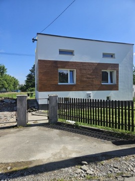 Dom, Czechowice-Dziedzice (gm.80 m²