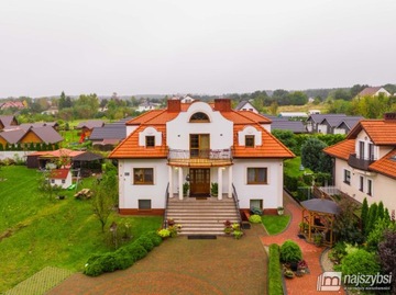 Dom, Wisełka, Wolin (gm.), 440 m²
