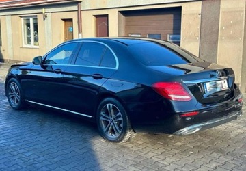 Mercedes-Benz Klasa E E220d Avantgarde Zarej. ...