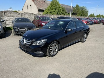 Mercedes E 350 4Matic AMG Line Navi 258KM