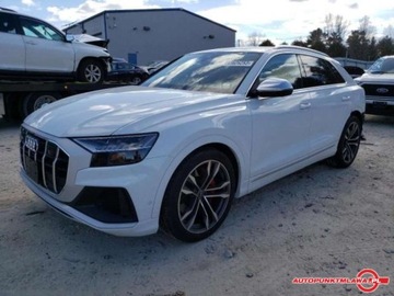 Audi SQ8 Auto Punkt