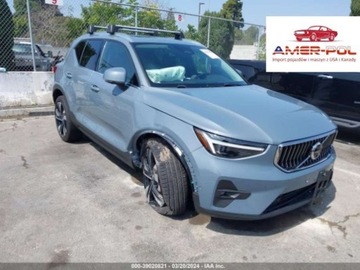 Volvo XC 40 2023r, B5, 4x4