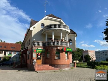 Dom, Trzebiatów, Trzebiatów (gm.), 480 m²