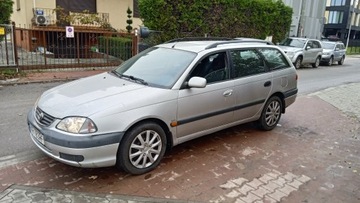 TOYOTA AVENSIS 1,8 VVTi +Gaz / Klima