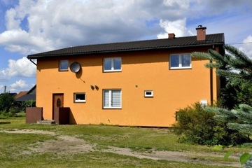 Dom, Występ, Rozogi (gm.), 177 m²