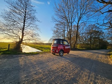 ELECTRORIDE FUTURI 3 zabudowany skuter elektryczny