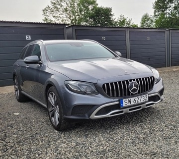 samochód osobowy Mercedes E 220D All Terrain 4 Matic