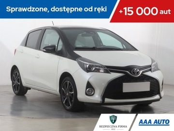 Toyota Yaris 1.33 Dual VVT-i, Salon Polska