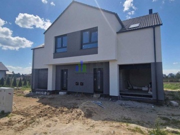 Dom, Jelcz-Laskowice, 117 m²