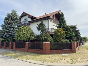 Dom, Ostrów Wielkopolski, 332 m²