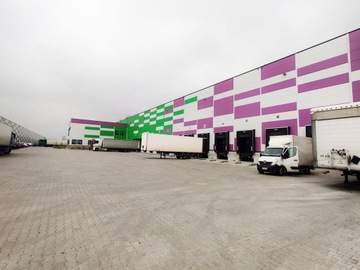 Magazyny i hale, Błonie, 8300 m²