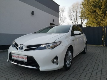 Toyota Auris 1.8 Hybryda 100KM Klimatronik Kamera