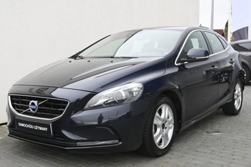 Volvo V40 Autoryzowany Dealer Volvo, Momentum D2 1