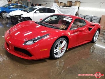 Ferrari 488 Spider Auto Punkt