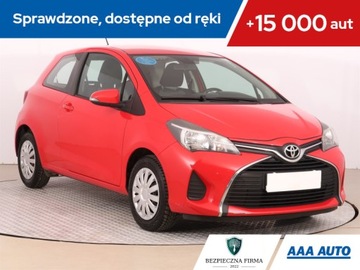 Toyota Yaris 1.0 VVT-i, Salon Polska