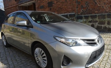 Toyota Auris TOYOTA AURIS 1.3 benzyna z 2014 roku