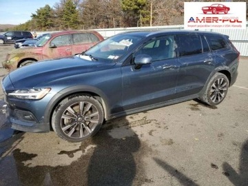 Volvo V60 2021, 2.0L, 4x4, CROSS COUNTRY, T5 M...