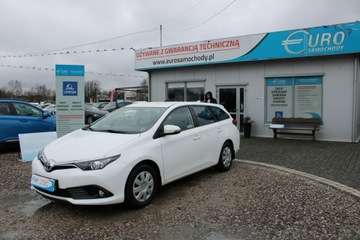 Toyota Auris Kombi Gwarancja F-vat Salon Polska