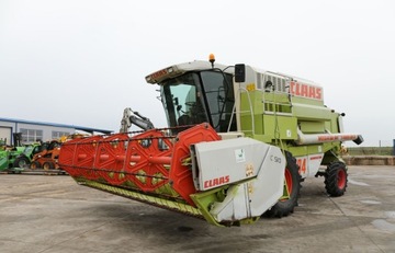 Claas Dominator 204 Mega