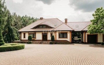 Dom, Kraszewice, Kraszewice (gm.), 350 m²