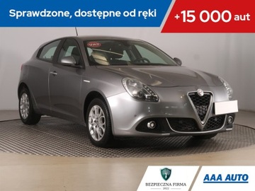 Alfa Romeo Giulietta 1.6 JTDM, Salon Polska