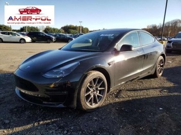 Tesla Model 3 2021r., 4x4