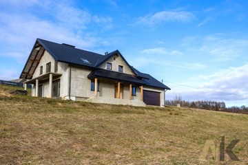 Dom, Nawojowa (gm.), 396 m²
