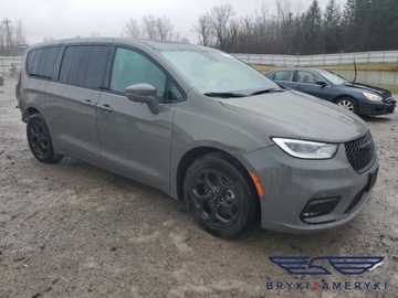 Chrysler Pacifica Limited Hybrid Plug-In